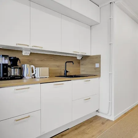 New! Koda Aava - Parking, River View, Luxe * 罗瓦涅米